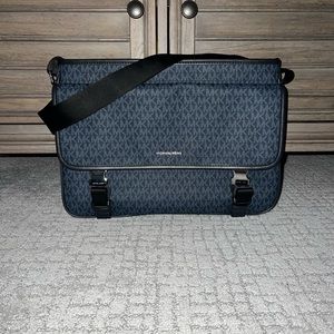 🥳BRAND NEW - TAG NEVER REMOVED🥳 MICHAEL KORS MENS BRIEFCASE/HANDBAG AND MSGR